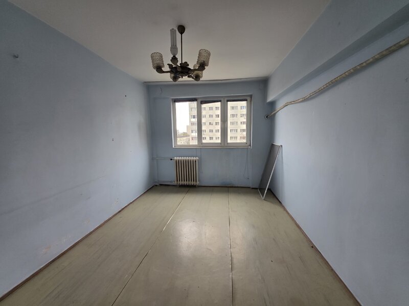 Jean Steriadi, 5 minute metrou 1 Decembrie 1918, bloc reabilitat