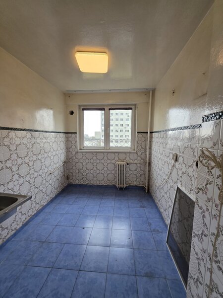 Jean Steriadi, 5 minute metrou 1 Decembrie 1918, bloc reabilitat